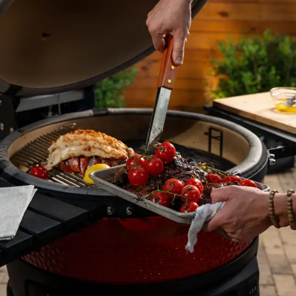 Kamado Joe Konnected Big Joe lifestyle_2
